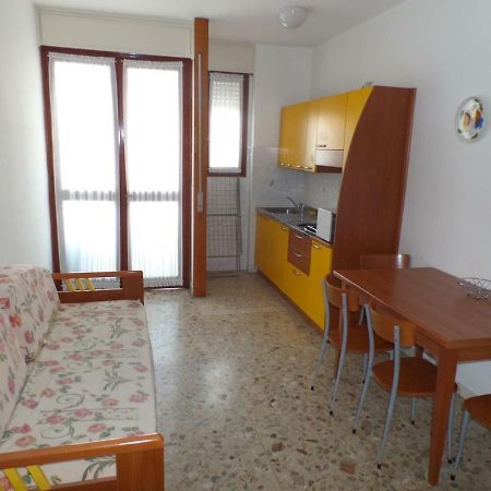 Condominio Mauro Bibione Exterior foto